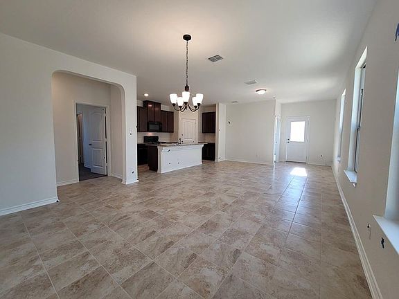 2nd image of 216 Deer Crest Dr
