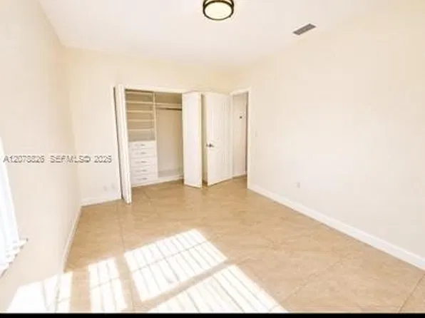 4038 SW 9th Ter #4038, Miami, FL 33134