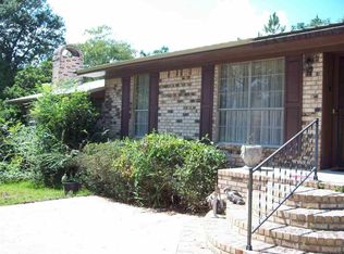 898 Williams Ditch Rd, Cantonment, FL 32533