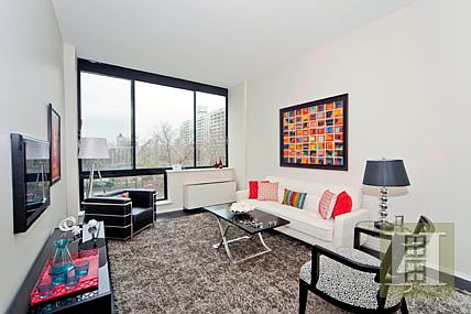 2nd image of 77 Bleecker St APT 507