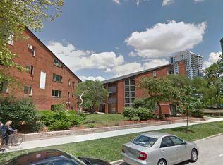 202 E John St APT A18, Champaign, IL 61820