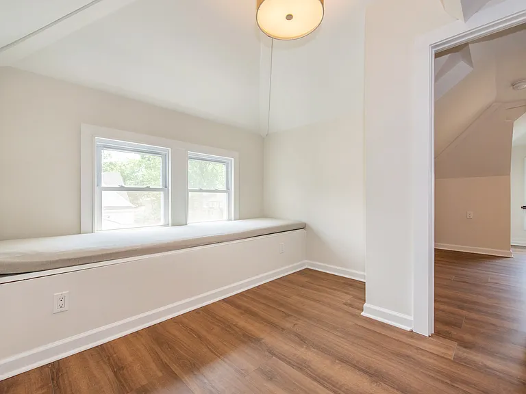 17 William St #A — Photo 23