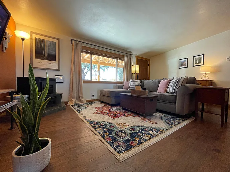 6161 Chia Ave — Photo 3