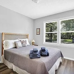 5119 Sunderland Rd — Photo 14