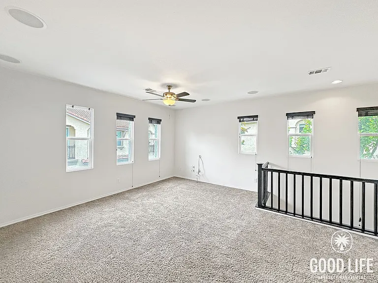425 S Meadowbrook Dr S #133 — Photo 5