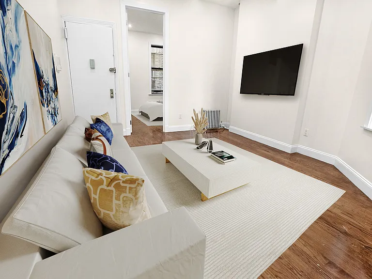 210 W 80th St #3RW — Photo 2