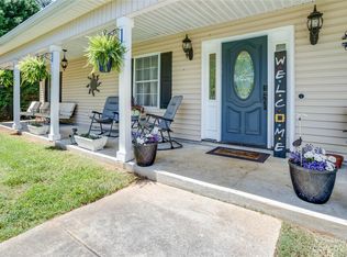 1285 Carpenter Springs Dr, Dallas, NC 28034