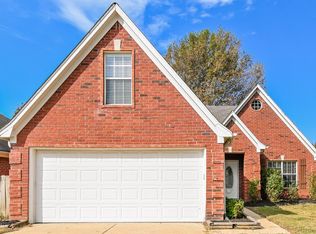 8445 Clubview Dr, Olive Branch, MS 38654