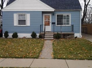 21793 Shakespeare Ave, Eastpointe, MI 48021