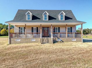 15825 Graham Ln, Disputanta, VA 23842