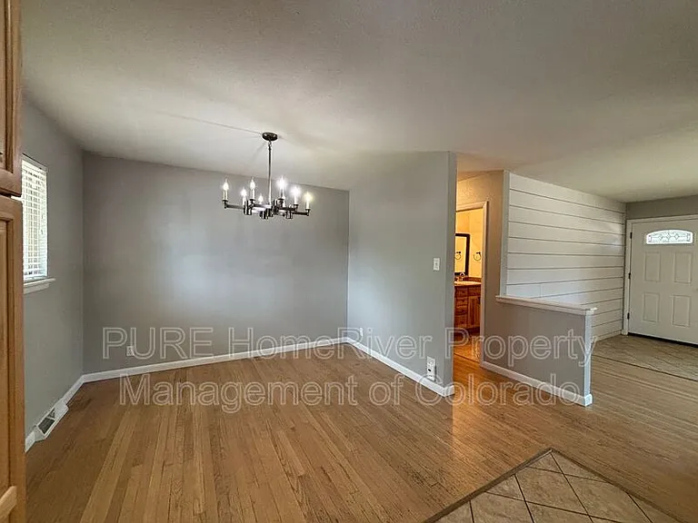 2255 S Clermont St — Photo 6