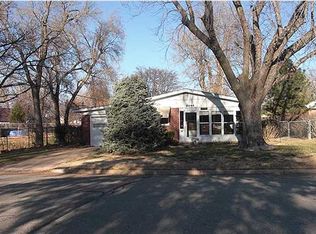 6048 E Parkview Dr, Park City, KS 67219