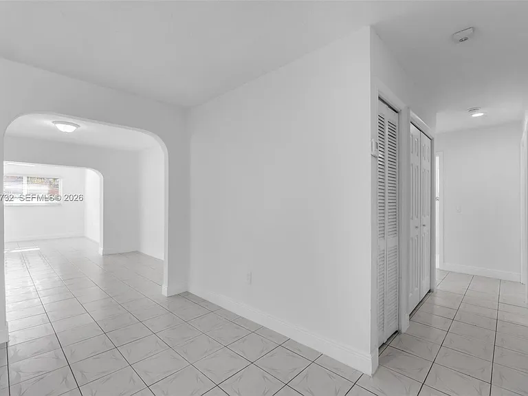 7125 SW 93rd Ct — Photo 6
