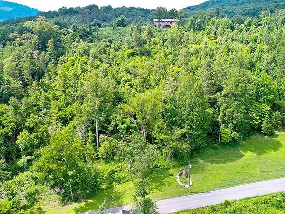 5th image of LOT 4 Tomahawk Dr