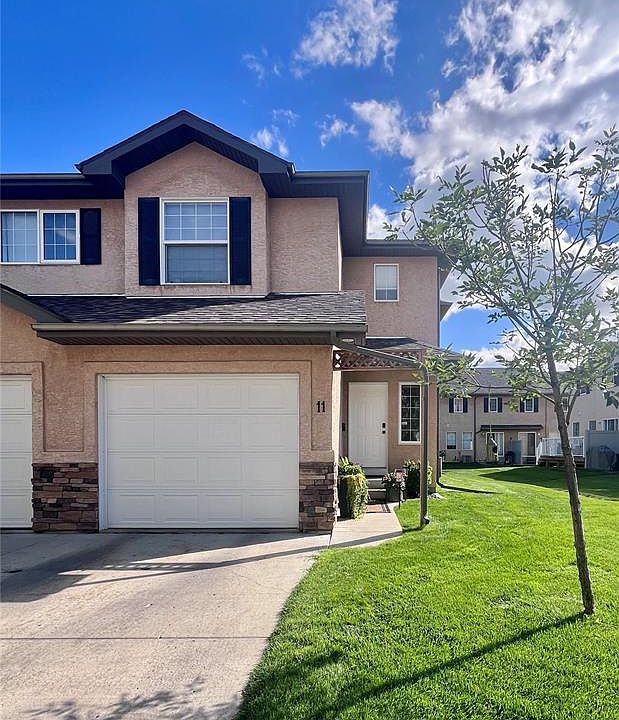 1st image of 118 Pawlychenko Ln #11