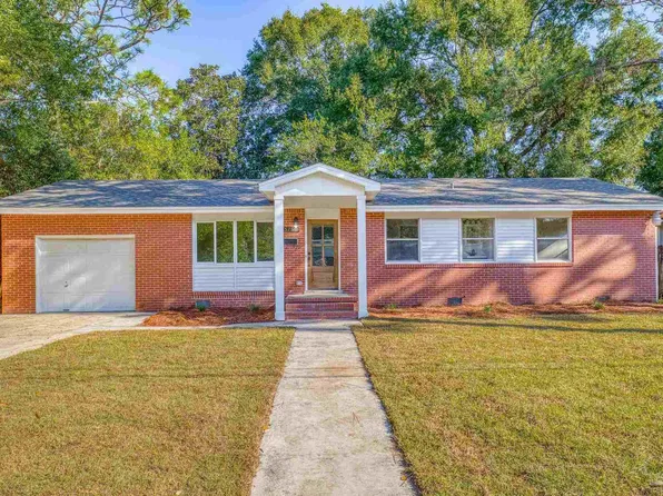 3750 Summer Dr, Pensacola, FL 32504