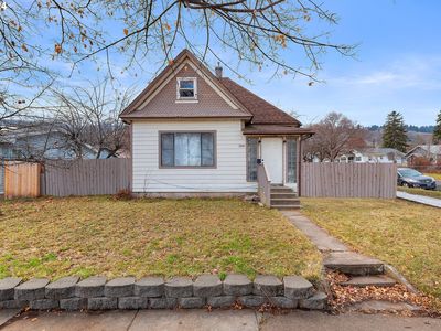 1108 2nd St, La Grande, OR, 97850