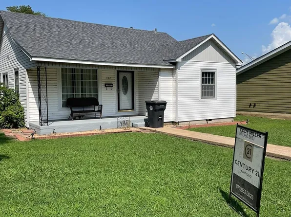 102 W Montgomery St, Walnut Ridge, AR 72476