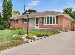66 Holland Ave, Chatham Kent, ON N7M2C7