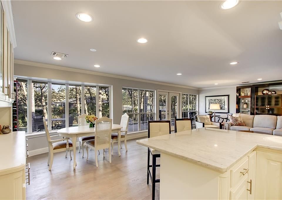 1st image of 519 Shady Ln