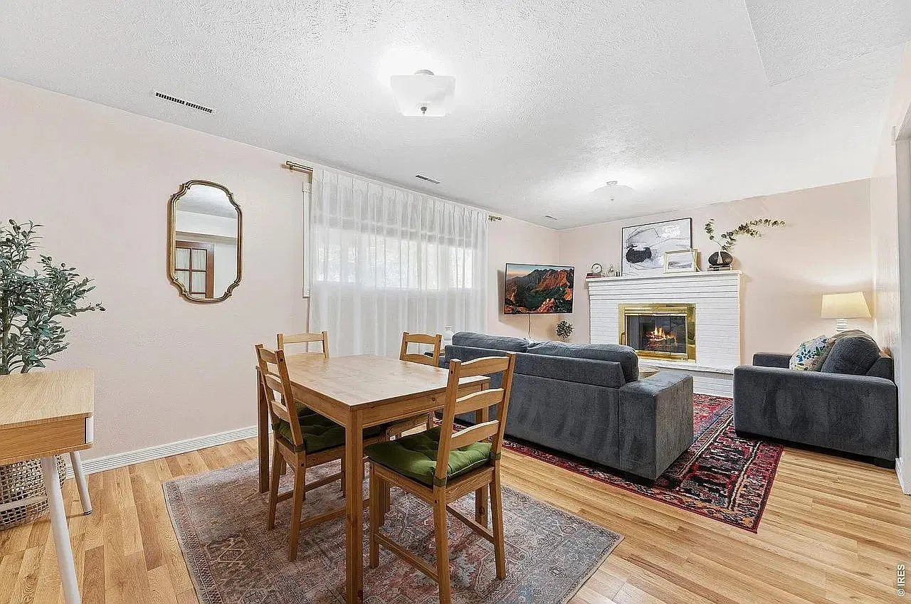 Furnished 2 Bed/1 Bath Multi-Family Unit in Loveland, CO - $2200/mo — Photo 3