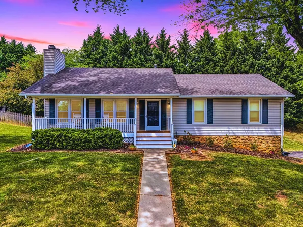 5567 Rome Dr, Roanoke, VA 24019