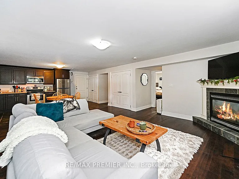 916 Scarlett Rd #BASEMENT — Photo 14