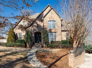 2030 Liv Dr, Trussville, AL 35173
