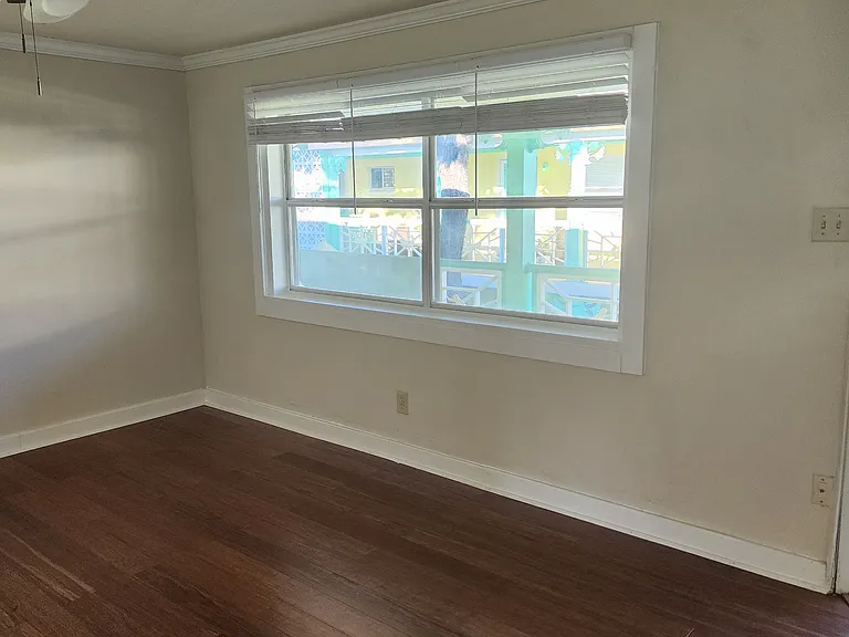 Typical 1 & 2 Bedroom Living Room Apartment Home Non-Bayront