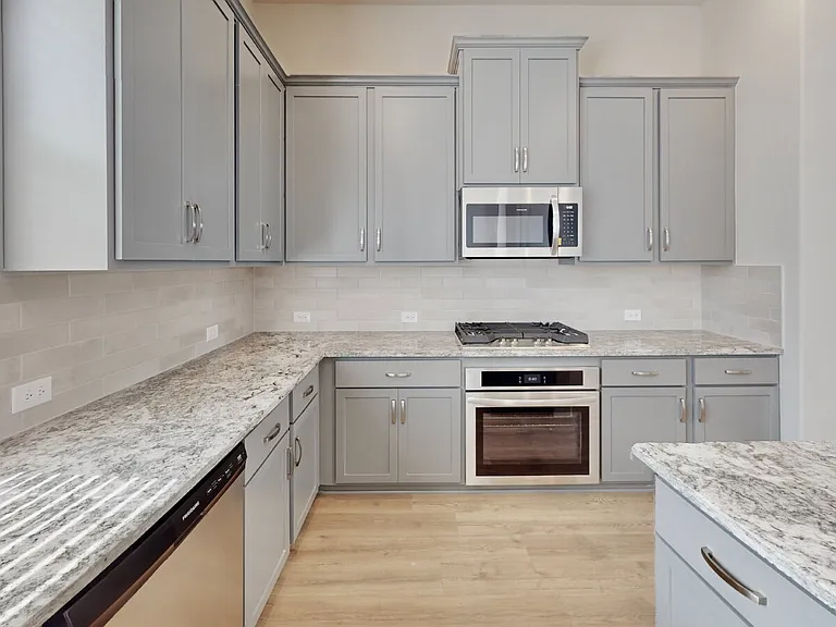 832 Concan Dr — Photo 20