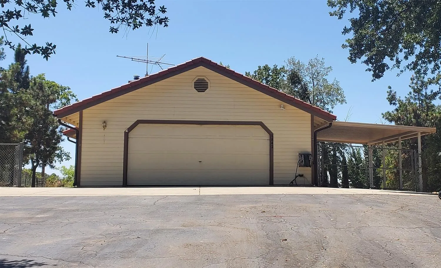 6842 Westhill Rd photo 1