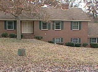 343 Pine Island Dr, Charlotte, NC 28214