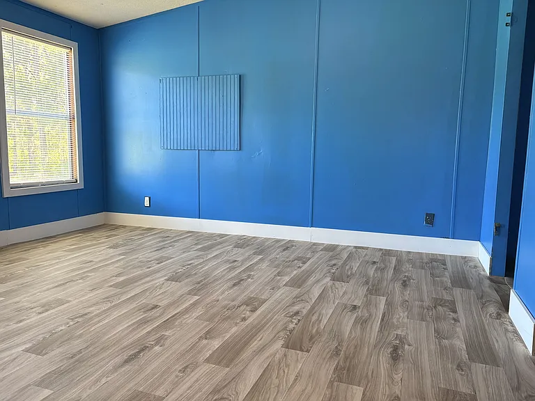 1441 Knowlton Rd — Photo 5