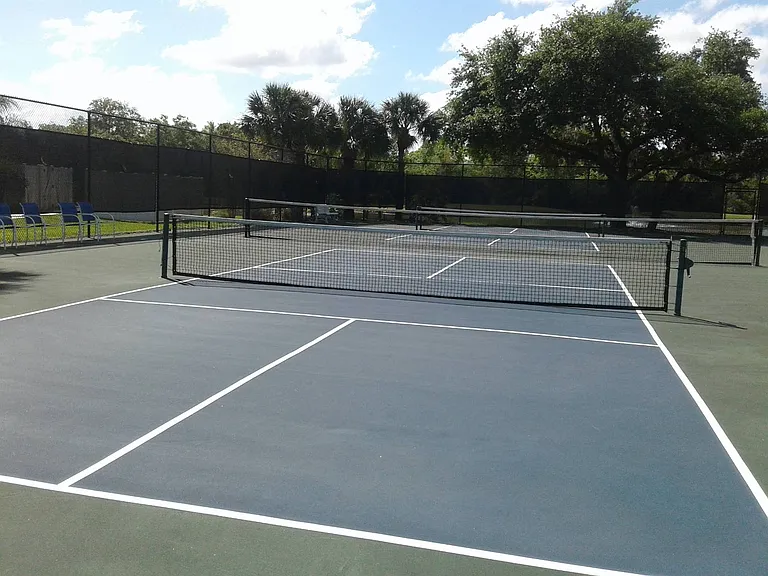 2113 Sawgrass Ln — Photo 35