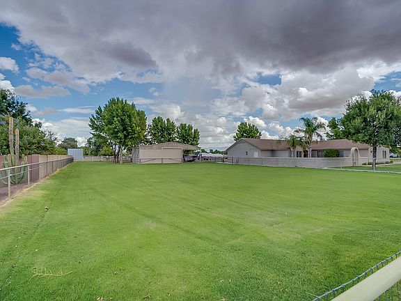 5th image of 1010 W Via De Palmas