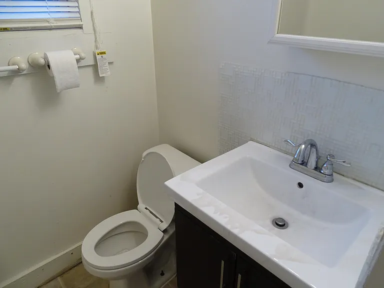 803 Esplanade St #E — Photo 5