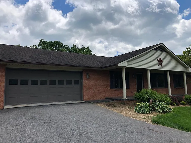 2293 Riner Rd — Photo 3