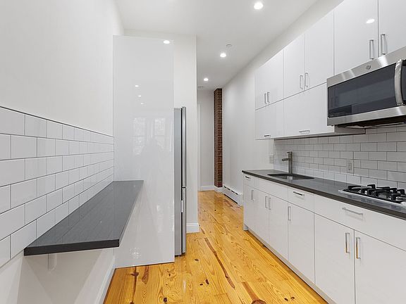 4th image of 421 W 146th St #5