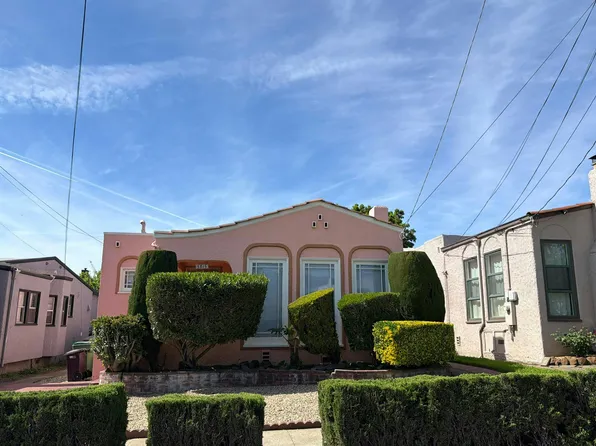 5815 Roberts Ave, Oakland, CA 94605