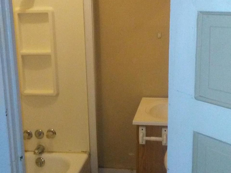 2nd image of 1317 11th St APT 11
