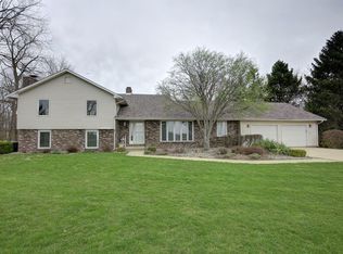 1756 County Road 1650 N, Urbana, IL
