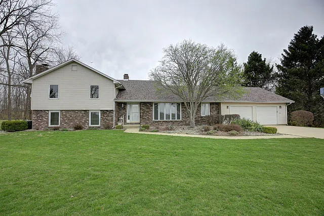 1756 County Road 1650 N photo 1