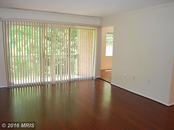 5th image of 880 College Pkwy #20