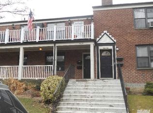 19660 67th Ave, Fresh Meadows, NY 11365
