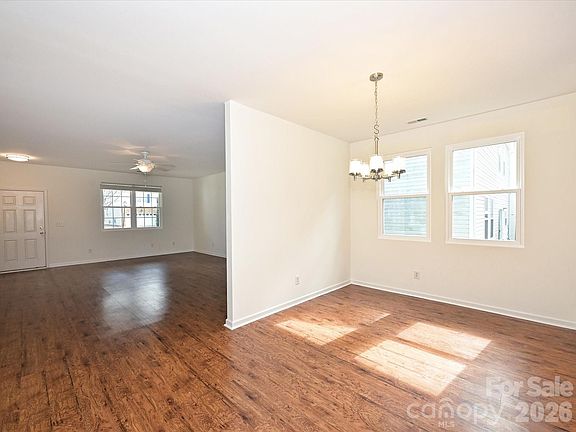 5th image of 2308 Savannah Hills Dr