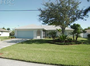 709 SE 20th Pl, Cape Coral, FL 33990