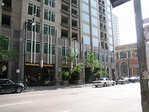 1st image of 33 W Ontario St #29F