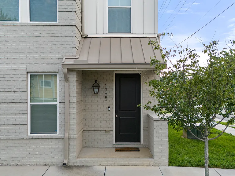 1705 Adams St — Photo 29