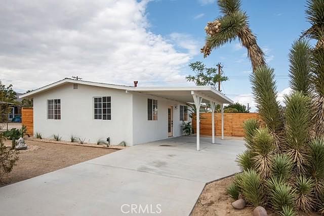 1st image of 62046 Mountain View Cir