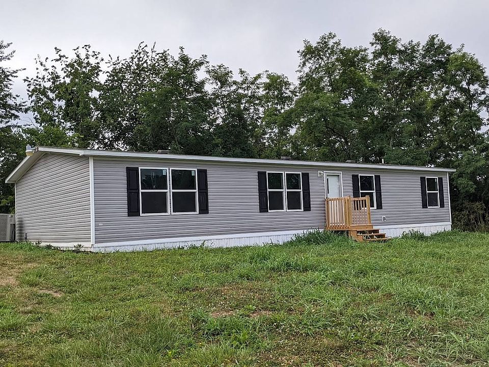 1st image of 942 Hayes Ln
